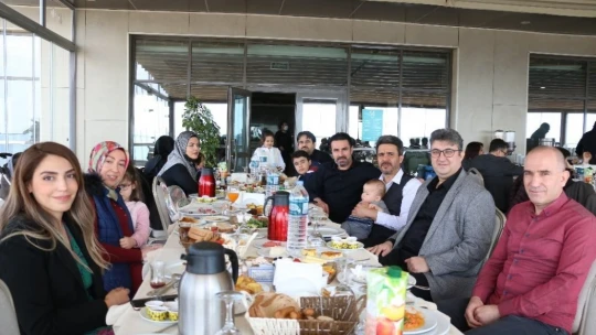Elazığ'da sağlıkçılar tıp bayramında bir araya geldi