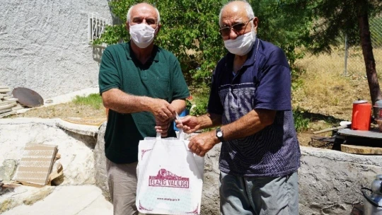 Elazığ'da şehit aileleri ve gaziler ziyaret edildi