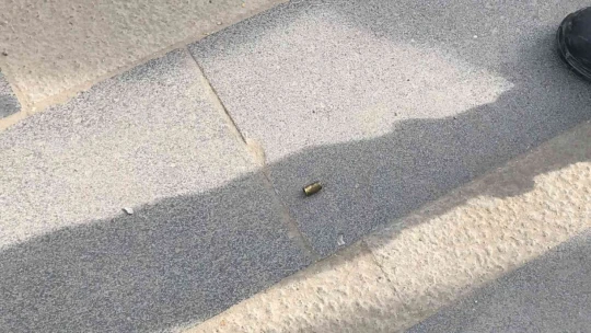 Elazığ'da Güpegündüz Gazi Caddesinde Silahlı Saldırı, 1 Yaralı