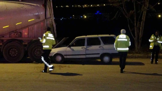 Elazığ'da Silobasa Çarpan Araç Sürücüsü Alkollü Çıktı
