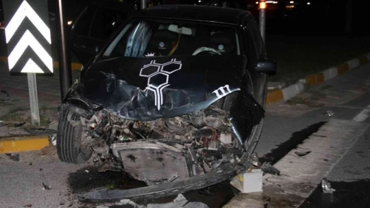 Hazardağlı Kavşağında Feci Kaza, 1 Yaralı