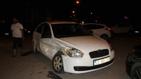Elazığ'da trafik kazası: 3 yaralı
