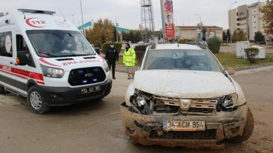 Elazığ'da trafik kazası: 4 yaralı