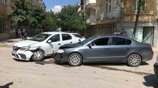 Elazığ'da trafik kazası: 4 yaralı