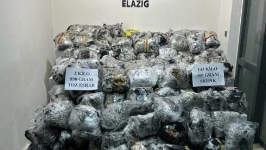 Elazığ'da uyuşturucu taciri 3 şüpheli adliyeye sevk edildi