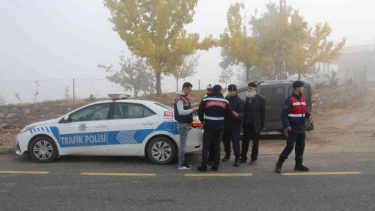 Elazığ'da yoğun sis kazayı beraberinde getirdi: 3 yaralı