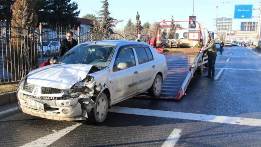 Elazığ'da zincirleme kaza, kazaları beraberinde getirdi, 18 araç karıştı
