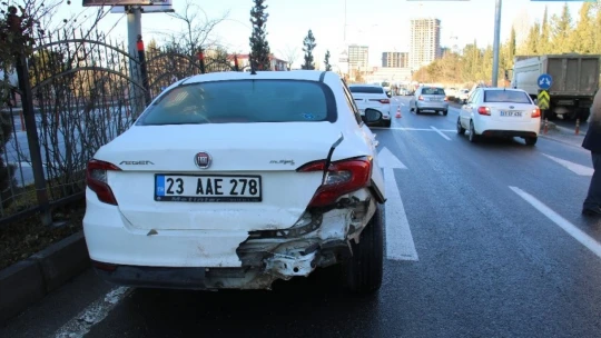 Elazığ'da zincirleme kaza, kazaları beraberinde getirdi, 18 araç karıştı