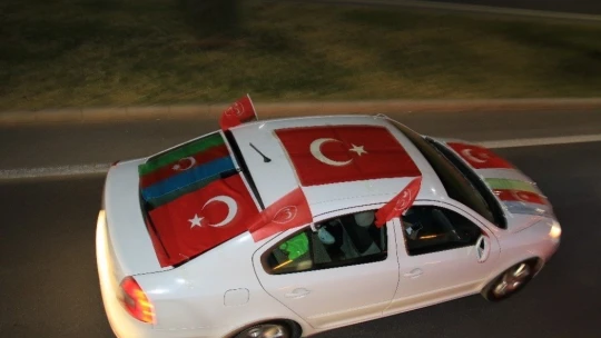 Elazığ'dan Azerbaycan için bin araçlık zafer konvoyu
