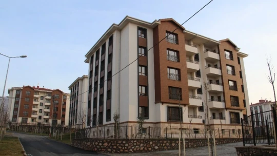 Elazığ depreminin 1. yılı: Yaralar sarılıyor, acılar unutulmuyor