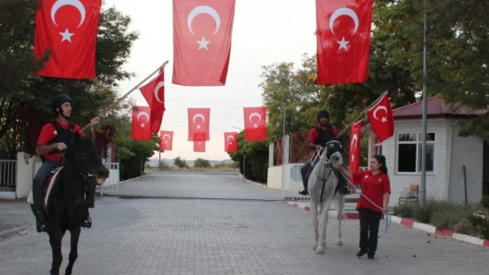 Elazığ Hipodromunda 100. yıl coşkusu