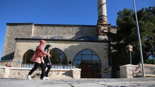 Elazığ'ın turizme açılan kapısı Harput'a ziyaretçiler gelmeye başladı