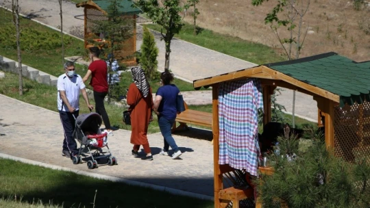 Elazığ'ın turizme açılan kapısı Harput'a ziyaretçiler gelmeye başladı