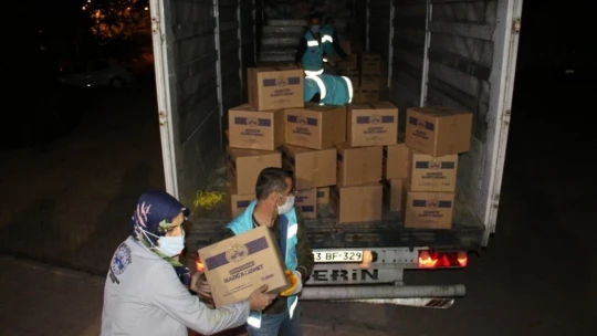 Elazığ Valisi Yırık, 'Deprem yaşamış bir il olarak hemen yardım ve ekiplerimizi gönderdik'