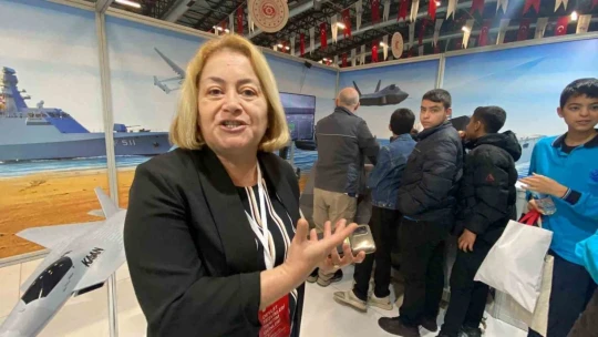 Elazığlı çocuklar kokpit heyecanını yaşadı, simülasyondan KAAN'ı kullandı