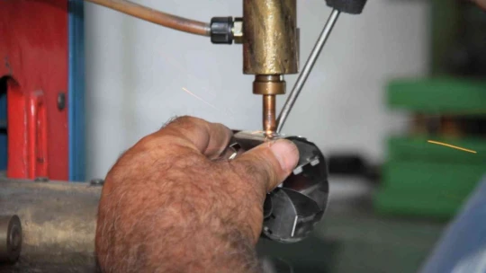Elazığlı Sanayi Ustası Yakıtta Yüzde 30 Tasarruf Sağlayan Cihaz Üretti