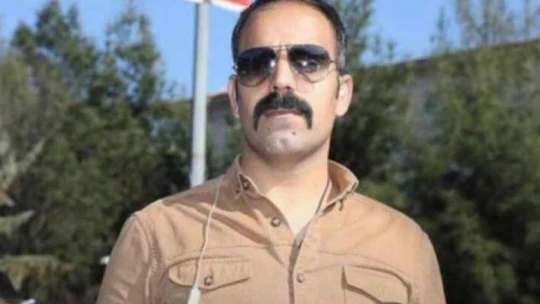 Elazığlı Şehit Polis Cihat Şahin'in Baba Ocağına Türk bayrağı Asıldı