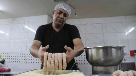 Elazığlı Ustanın Yaptığı Frambuazlı Simit Büyük İlgi Gördü, Patent Başvurusunda Bulundu