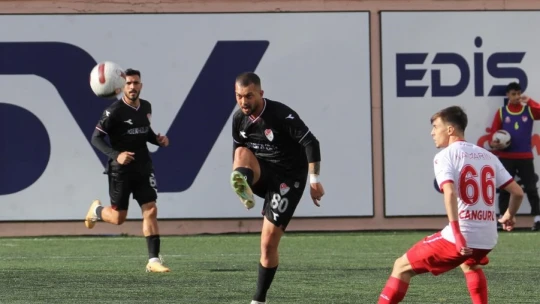 Elazığspor, 1 puanı 90+3'te kurtardı