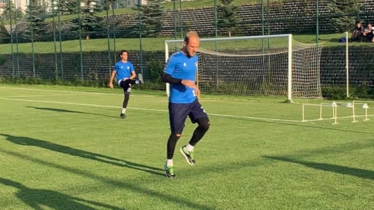 Elazığspor'da hazırlık kampı sürüyor