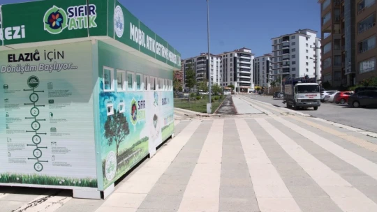 Emine Erdoğan startını vermişti, Elazığ Belediyesi kentin farklı noktalarına 'Mobil Atık Getirme Merkezleri' oluşturdu