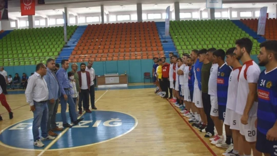 Elazığ'da Düzenlenen Erkekler Hentbol Bölgesel Ligi Sona Erdi