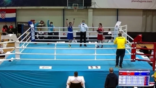 Gizem Özer, madalyayı garantiledi