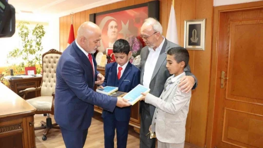 Hafızlık ve Kur'an-ı Kerim'i Güzel Okuma Yarışması bölge birincileri ödüllendirildi