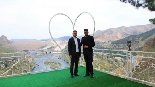 Hem korku, hem keyif veren dev salıncak