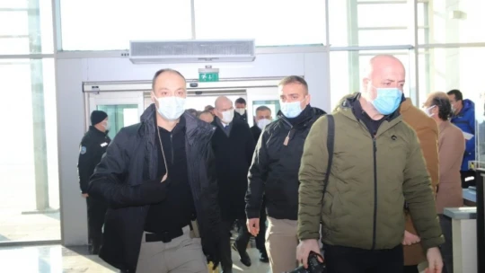 İçişleri Bakanı Süleyman Soylu, 8 bininci deprem konut teslim töreni için Elazığ'da