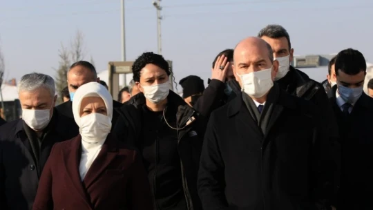 İçişleri Bakanı Süleyman Soylu, 8 bininci deprem konut teslim töreni için Elazığ'da