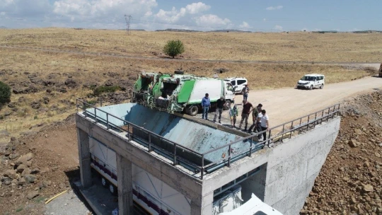 İlçede yılların çöp sorunu, katı atık depolama tesisi ile enerjiye dönüşüyor