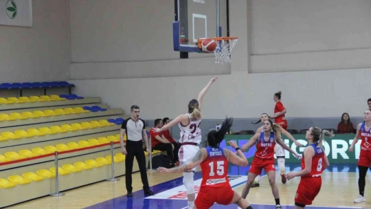 Kadınlar Basketbol Süper Ligi: Elazığ İl Özel İdare: 64 - Botaş: 105