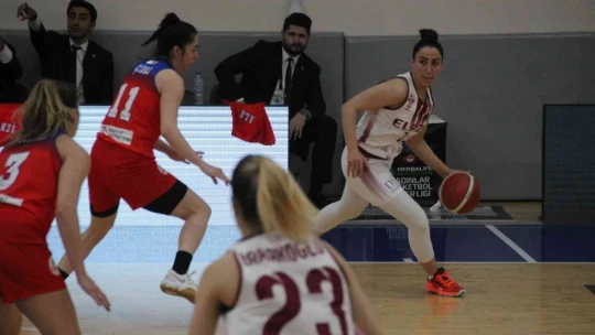 Kadınlar Basketbol Süper Ligi: Elazığ İl Özel İdare: 64 - Botaş: 105