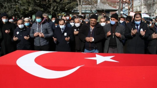 Kalbine yenik düşen Şehit Barak, son yolculuğuna uğurlandı