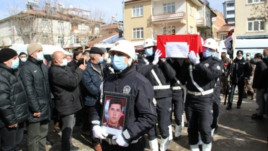 Kalbine yenik düşen Şehit Barak, son yolculuğuna uğurlandı