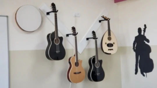Karakoçan'da müzik sınıfı açıldı