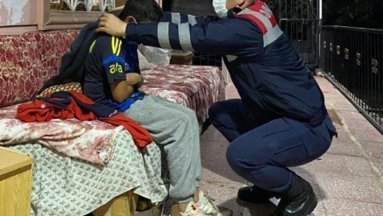 Kayıp çocuk jandarma ekipleri tarafından bulundu