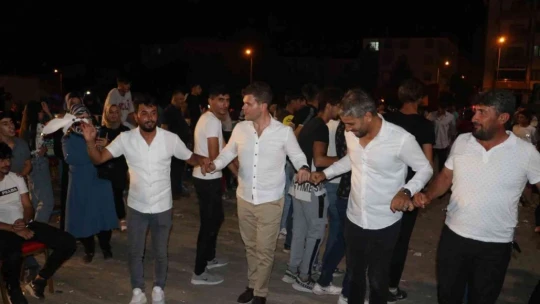 Kovancılar 5. Kültür Şenliği renkli görüntüler oluşturdu