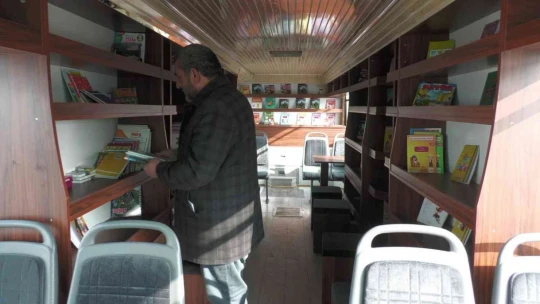 Kütüphanesi Olmayan Okulların Kütüphanesi Kitapbüs Olacak
