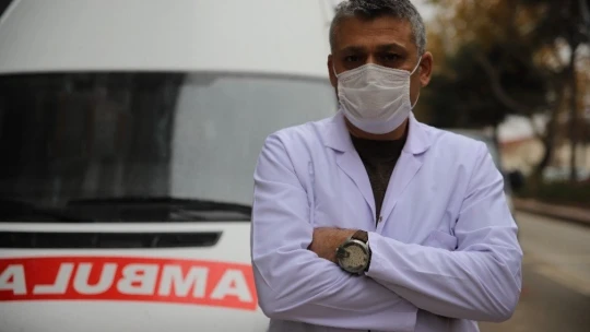 Maske kullanımı yüzde 100, sosyal mesafe yetersiz