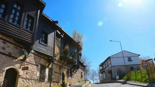 Medeniyetler beşiği 4 bin yıllık Harput'ta ilkbahar güzelliği