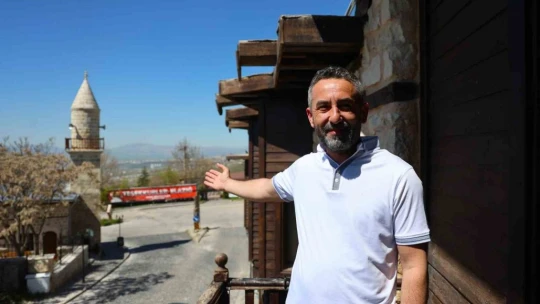 Medeniyetler beşiği 4 bin yıllık Harput'ta ilkbahar güzelliği