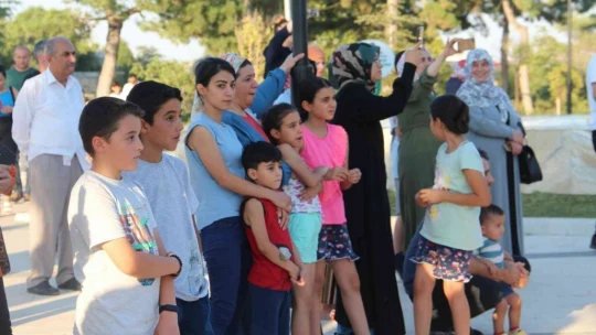 Mehteran takımı ve Atlı Jandarma Timi vatandaşlara Osmanlı dönemini yaşattı
