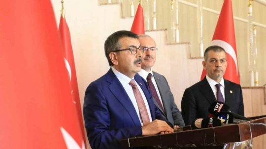 Milli Eğitim Bakanı Tekin '6 Şubat depreminden önceki sınıf sayısına en kısa zamanda ulaşacağız'