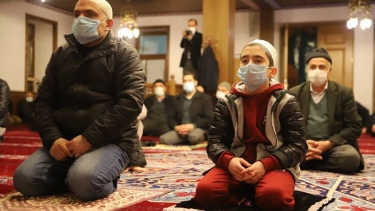 Miraç Kandili'nde eller semaya açıldı