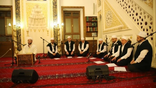 Miraç Kandili'nde eller semaya açıldı