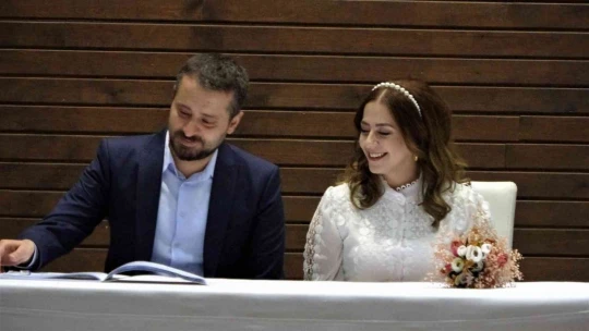 Elazığ'da Nikah Dairelerinde 22.02.2022 Yoğunluğu