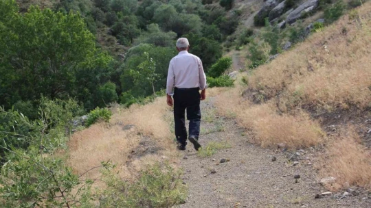 Ölbe vadisi ve Deve Mağarası turizme kazandırılmayı bekliyor