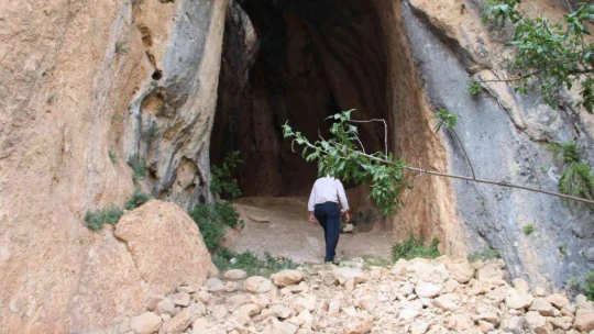 Ölbe vadisi ve Deve Mağarası turizme kazandırılmayı bekliyor